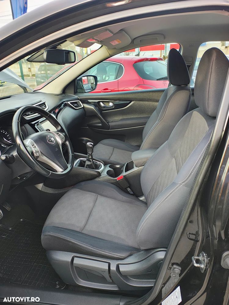 Nissan Qashqai 1.6 DCI N-Connecta - 22