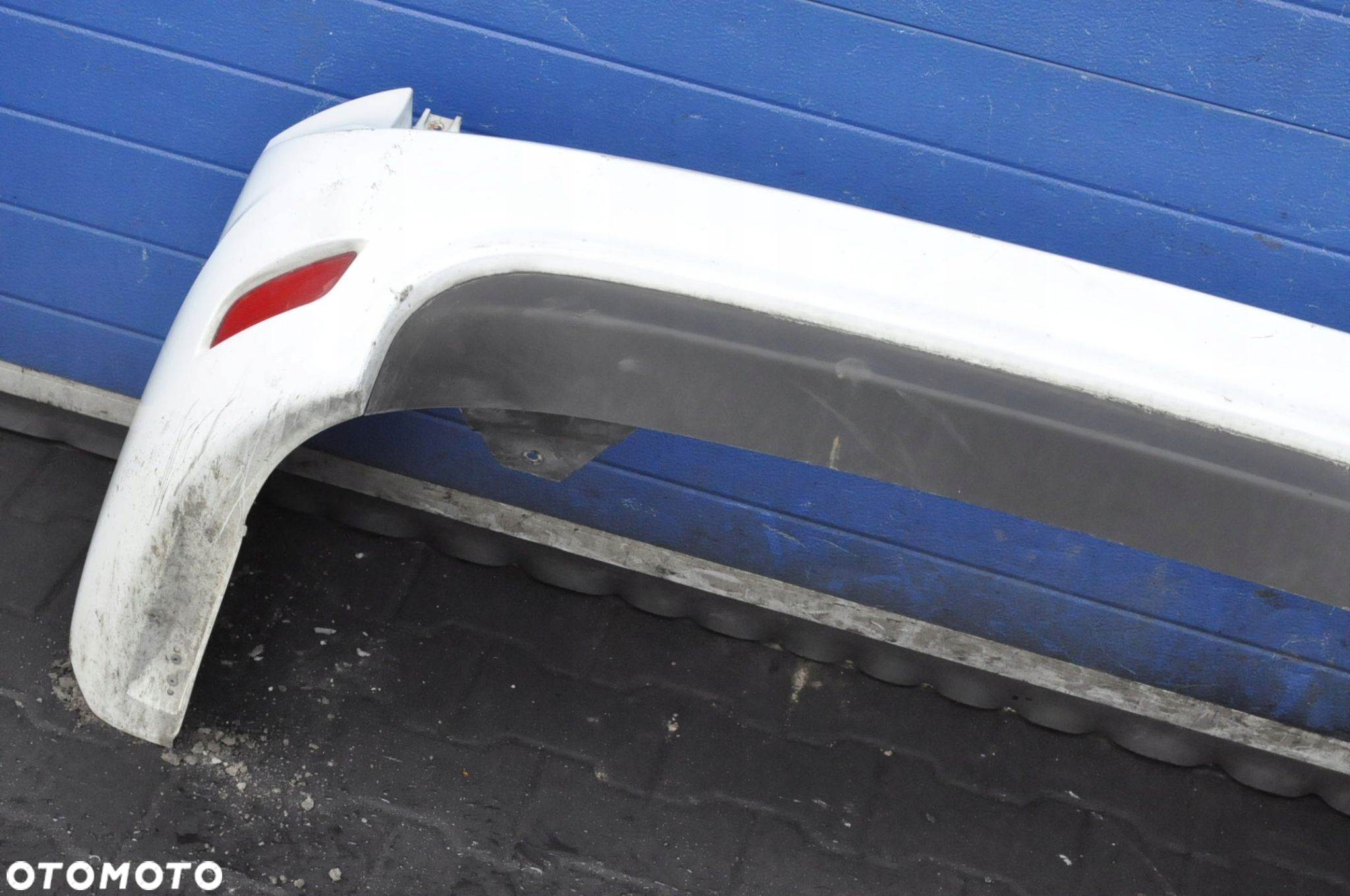 FORD FOCUS II MK2 LIFT 07-10 ZDERZAK TYŁ TYLNY KOMBI LAKIER 56 - 11