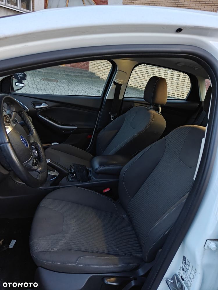 Ford Focus - 7