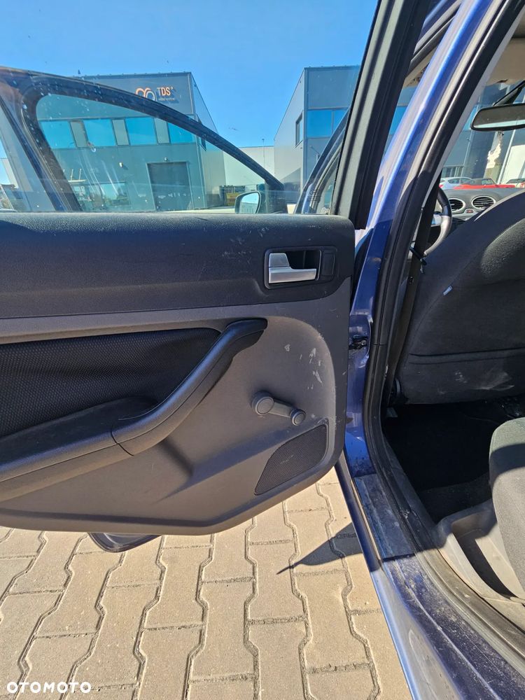 Ford Focus - 16