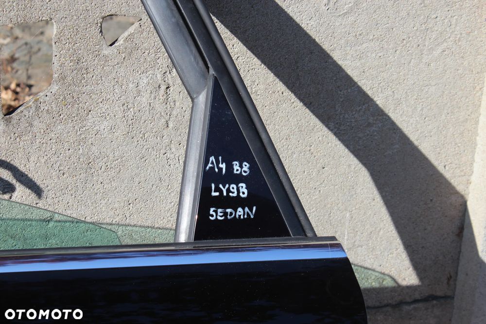DRZWI TYLNE LEWE AUDI A4 B8 SEDAN LY9B 2013 - 11