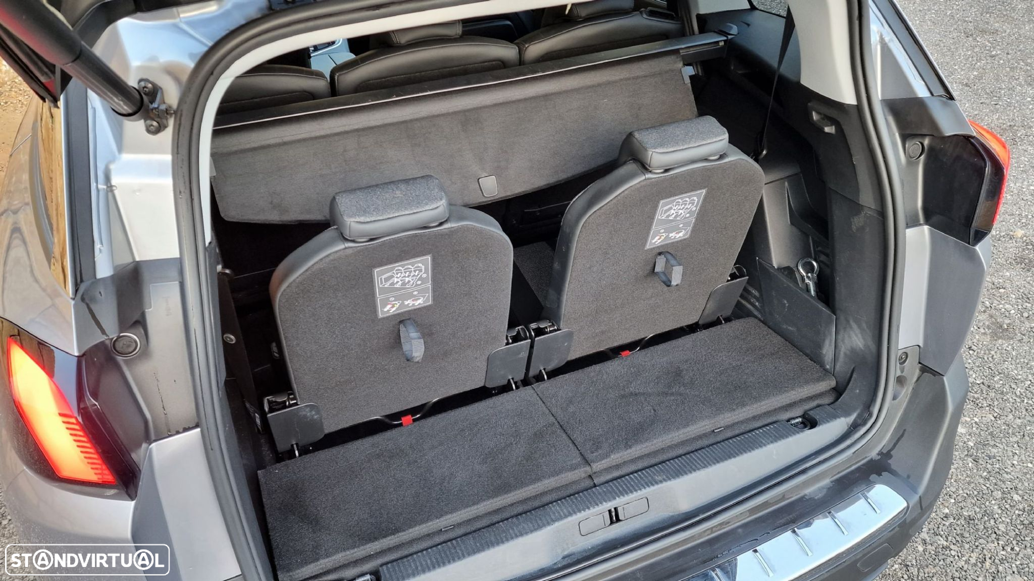 Peugeot 5008 1.5 BlueHDi Allure EAT8 - 34