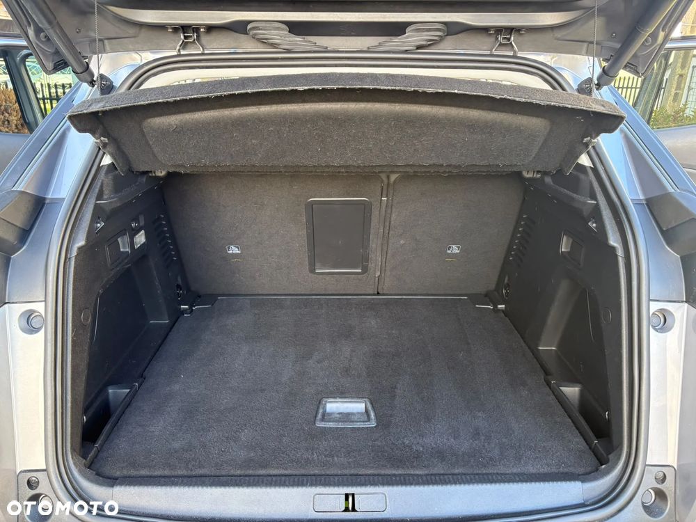 Peugeot 3008 - 16