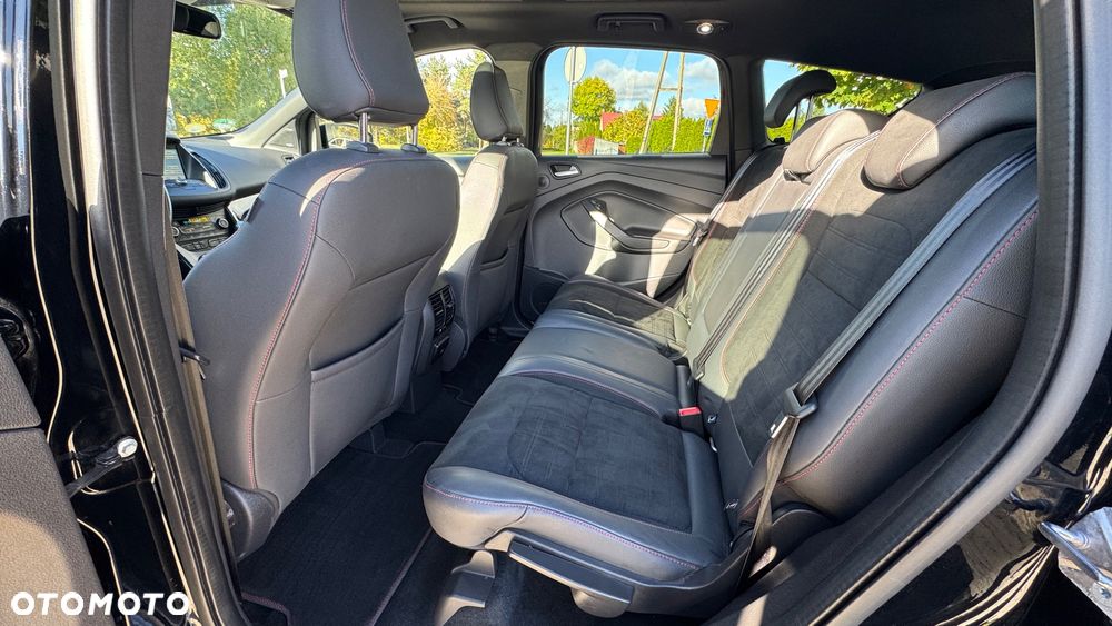 Ford Kuga 2.0 TDCi 4x4 ST-Line - 21