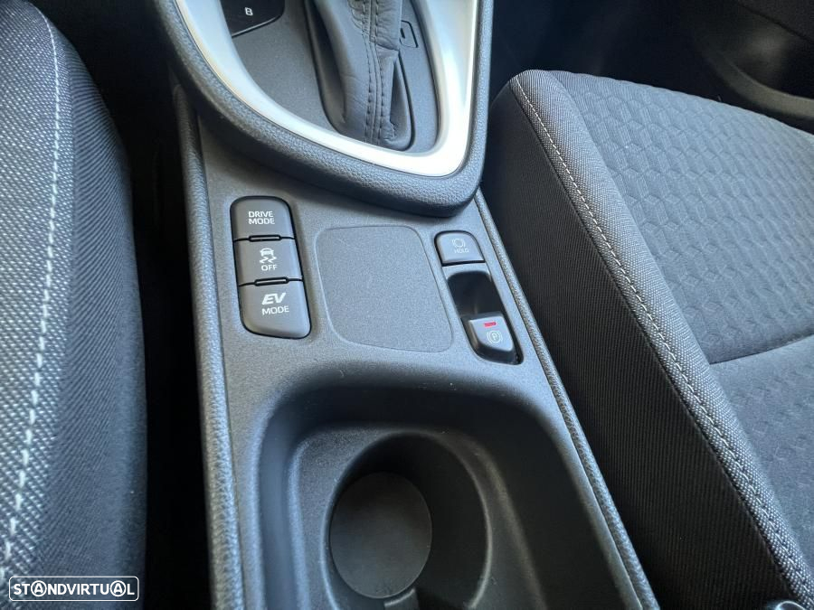 Toyota Yaris 1.5 HDF Comfort Plus - 40