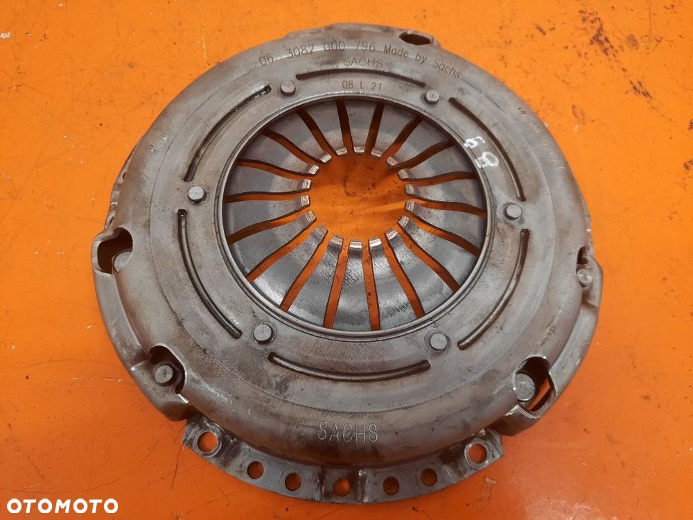 SEAT IBIZA III 1.4MT 85KN 06-08 SPRZĘGŁO  KOŁO DWUMASOWE 3082000796 BXW - 6