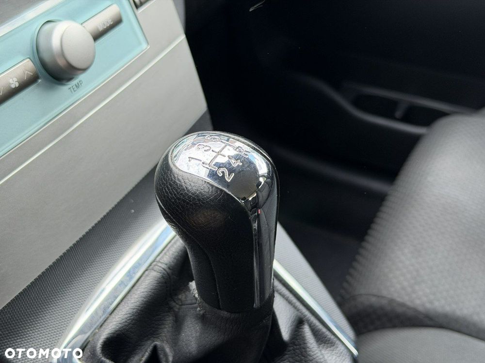 Toyota Corolla Verso - 11