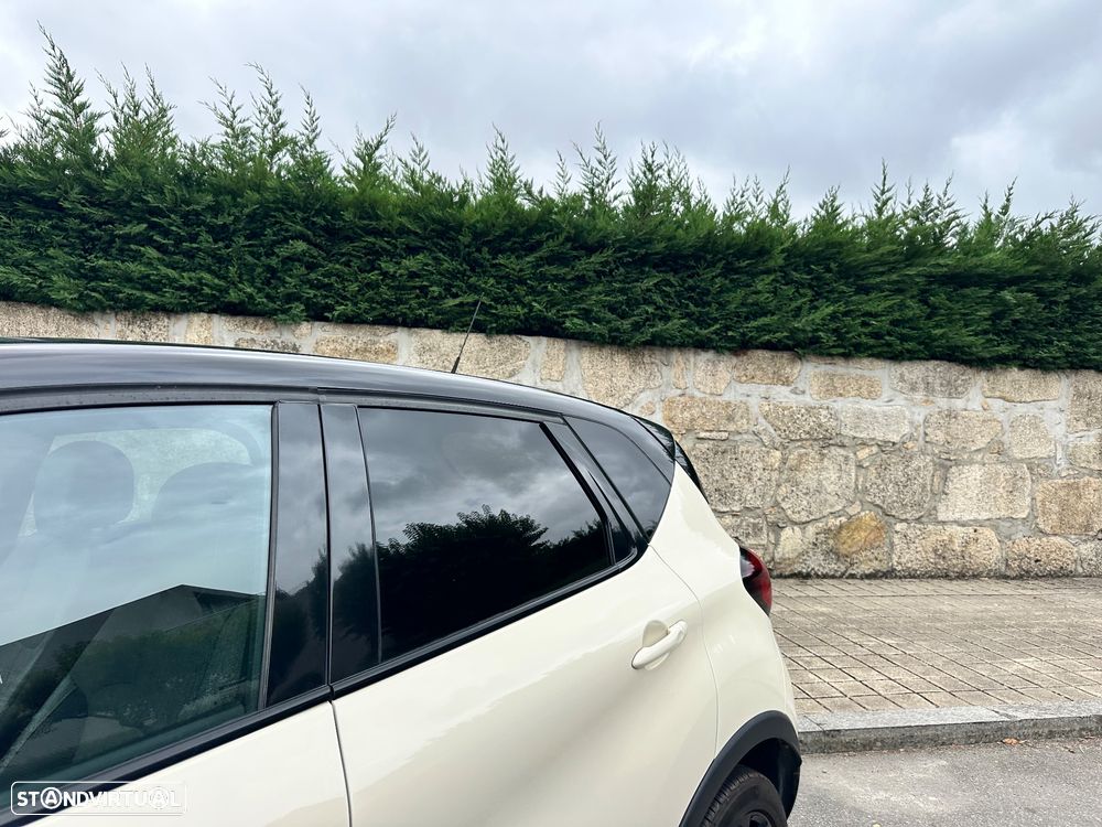 Renault Captur ENERGY TCe 90 S&S Intens - 23