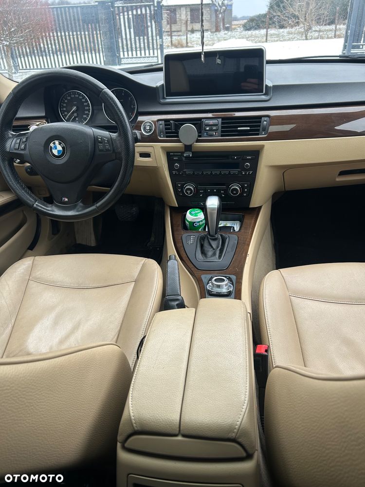 BMW Seria 3 318i Edition Exclusive - 14