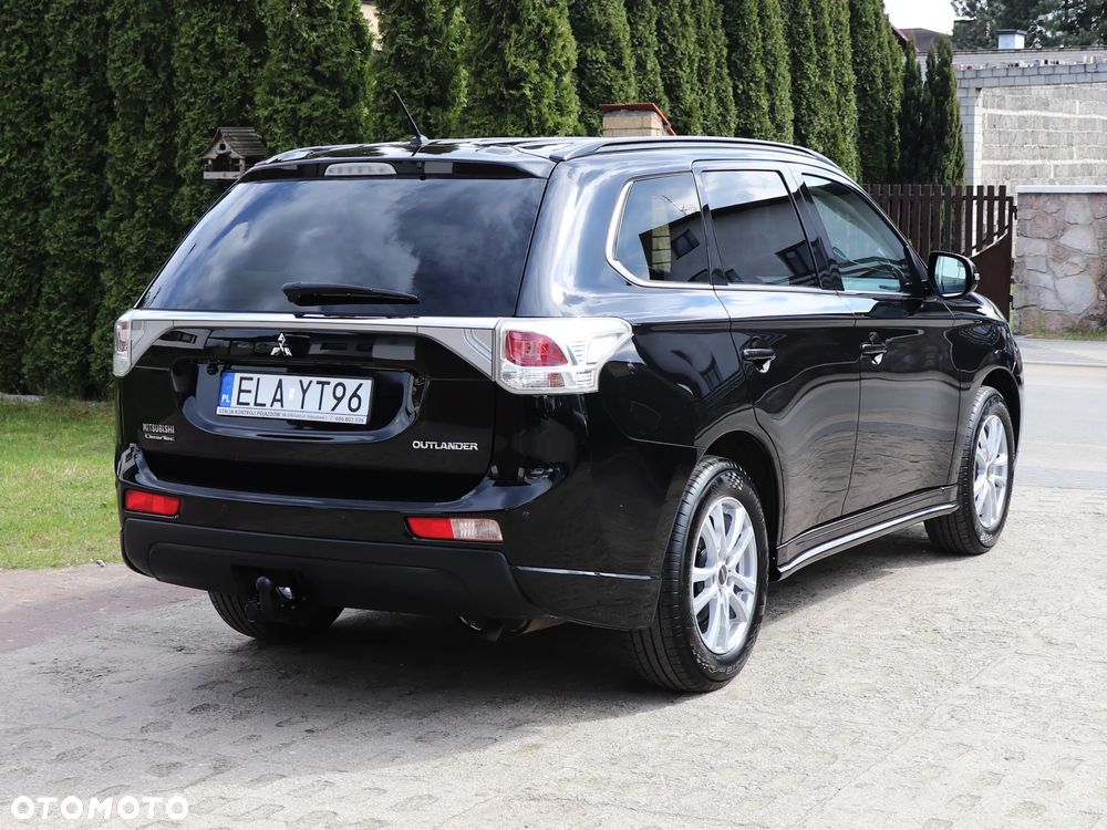 Mitsubishi Outlander 2.0 Intense 2WD - 14