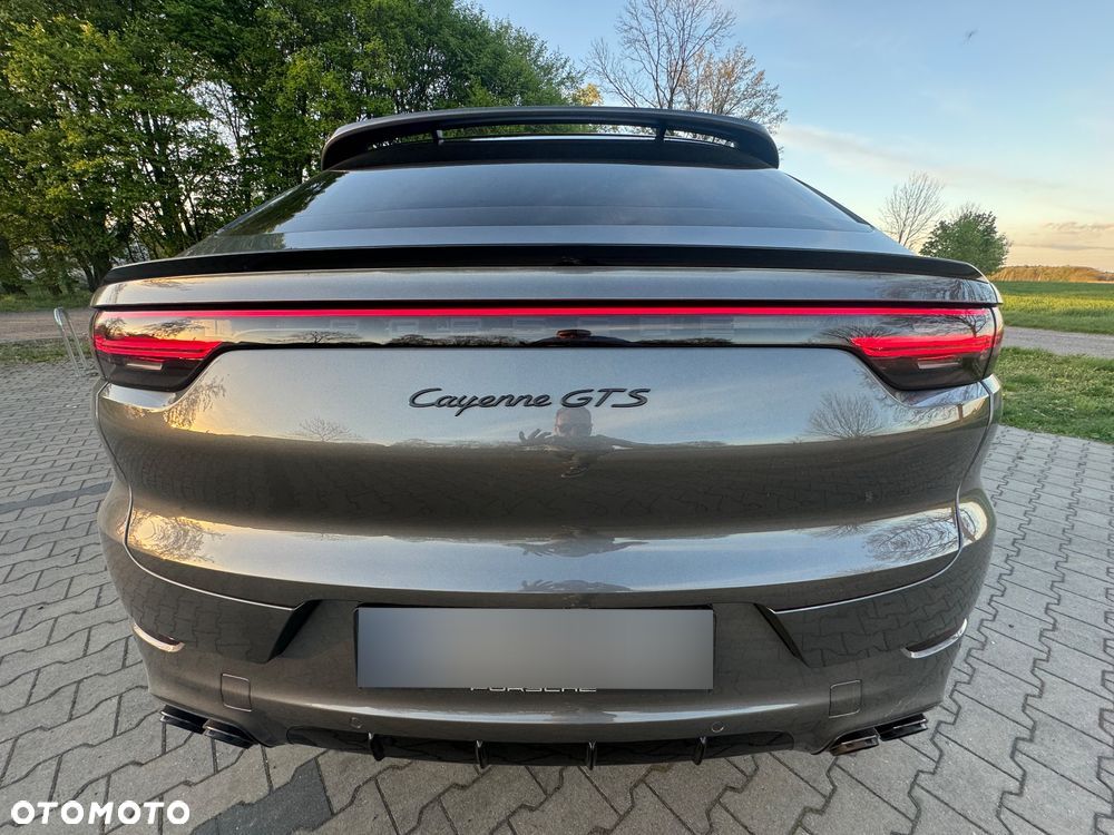 Porsche Cayenne Coupe GTS - 11