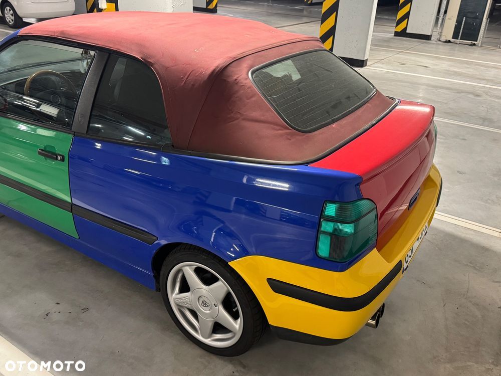 Volkswagen Golf Cabriolet 1.6 - 23