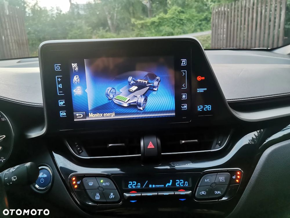 Toyota C-HR Lounge - 15