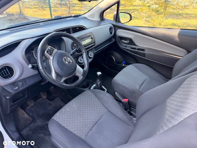 Toyota Yaris 1.0 Active EU6 - 6