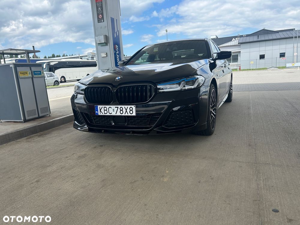 BMW Seria 5 530e iPerformance xDrive Business Edition sport - 4