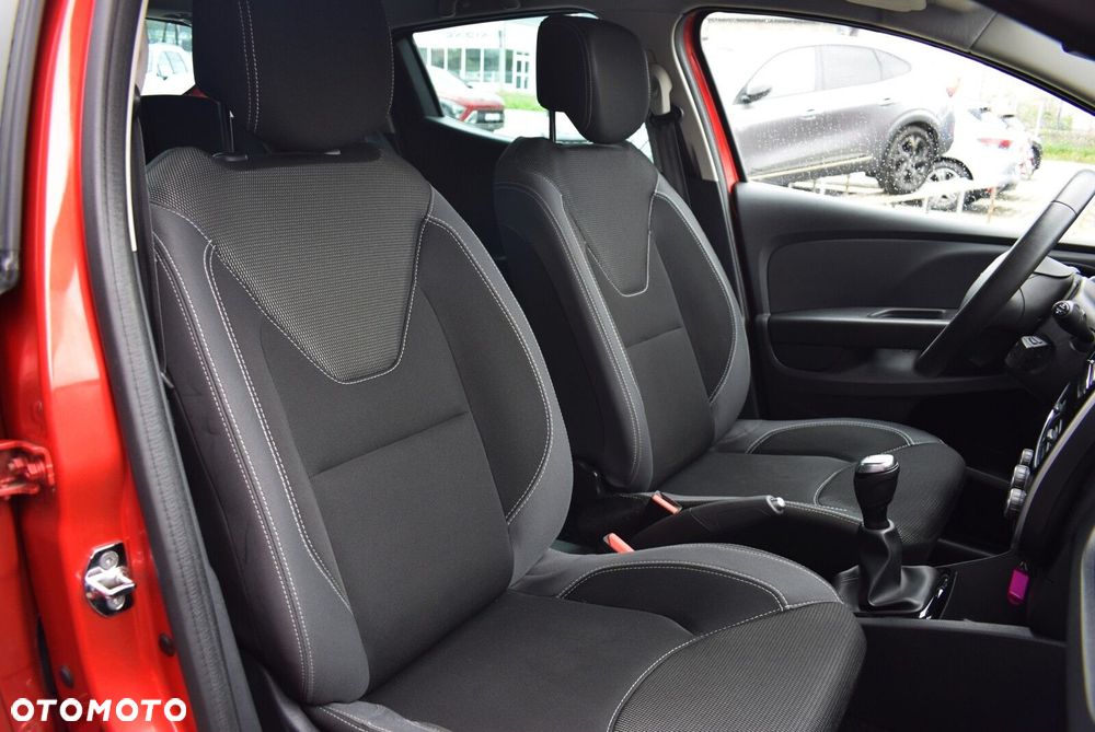 Renault Clio - 16