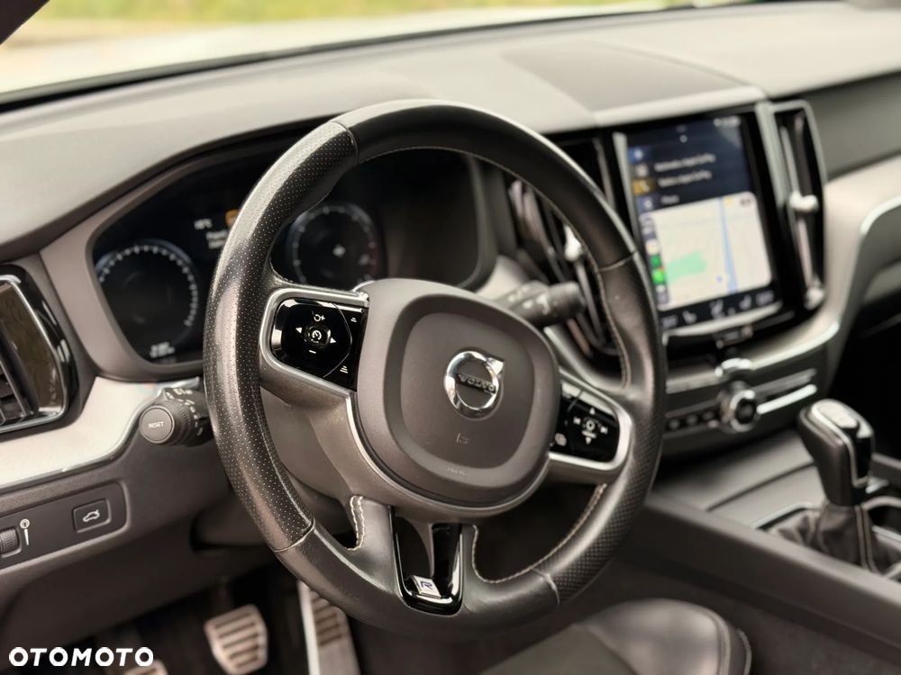 Volvo XC 60 D3 R-Design - 10