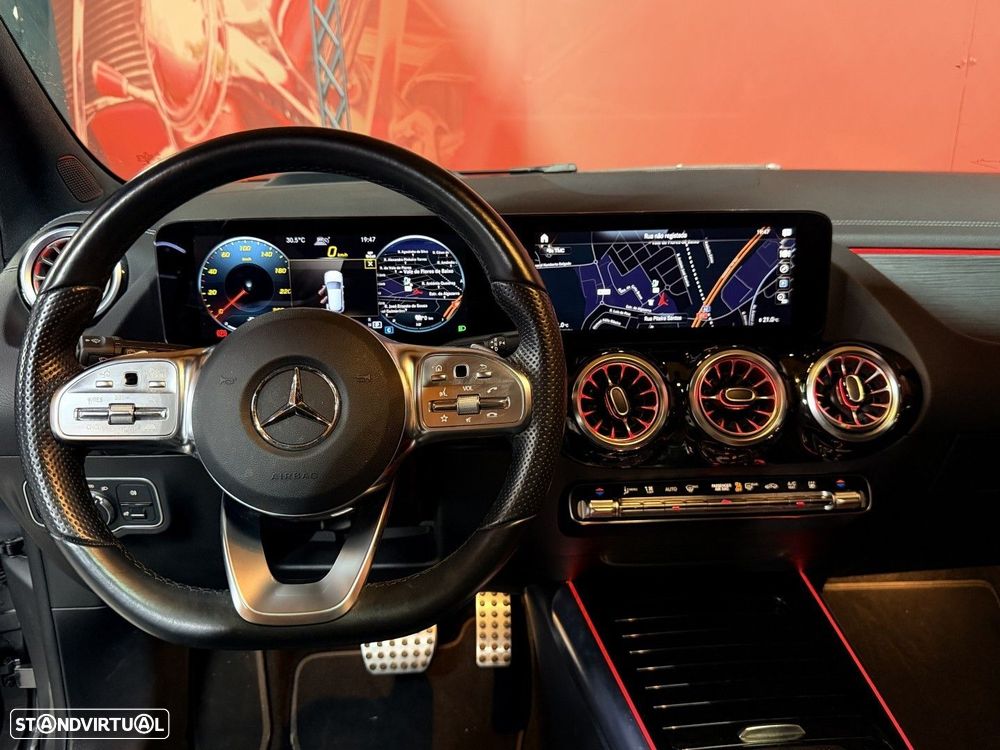 Mercedes-Benz GLA 250 e AMG Line - 12