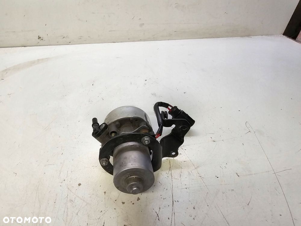 POMPA VACUM AUDI Q3 VW SKODA 1.5 TFSI 5Q0612181 - 3