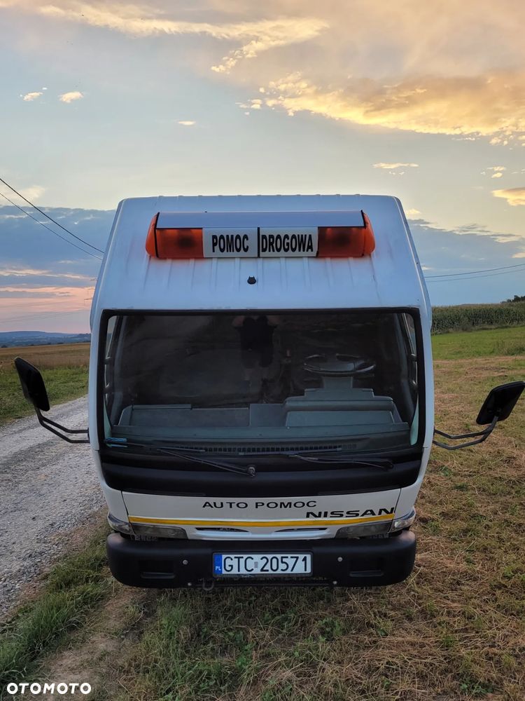 Nissan Cabstar E - 13