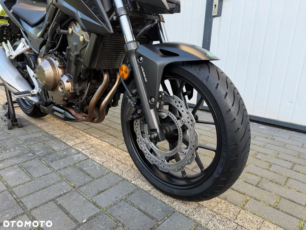 Honda CB - 24