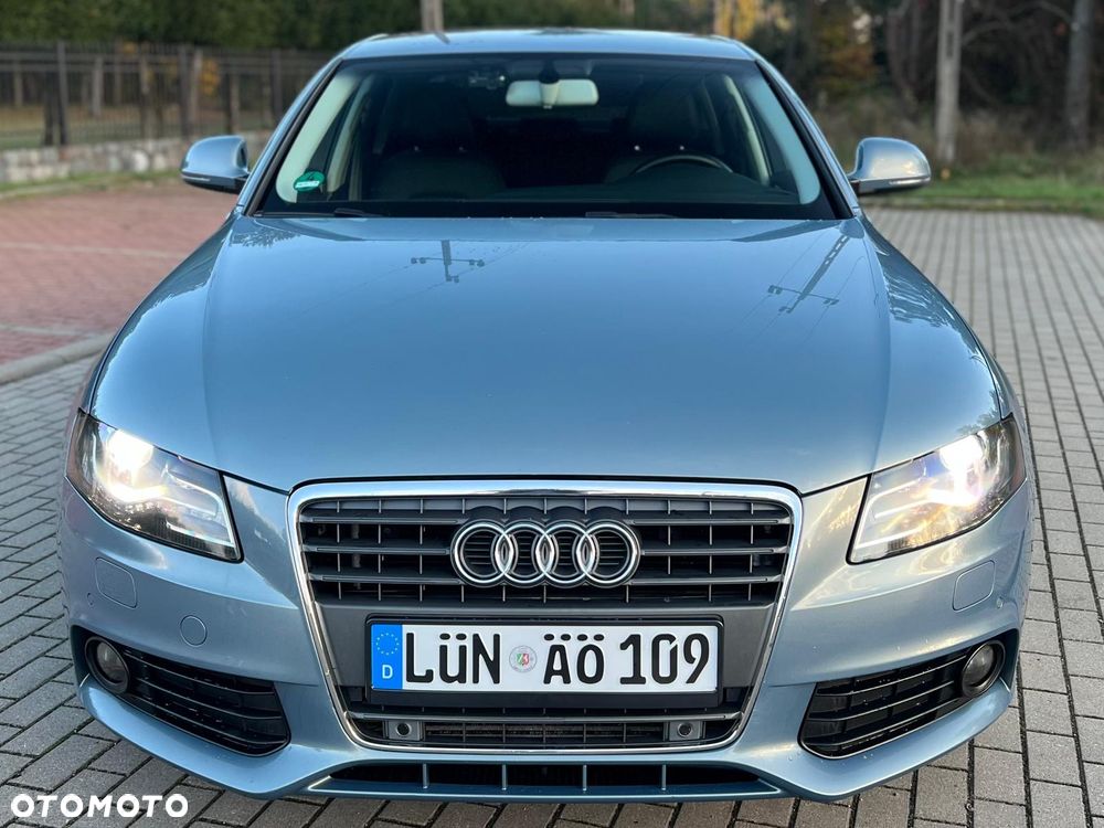 Audi A4 Limousine