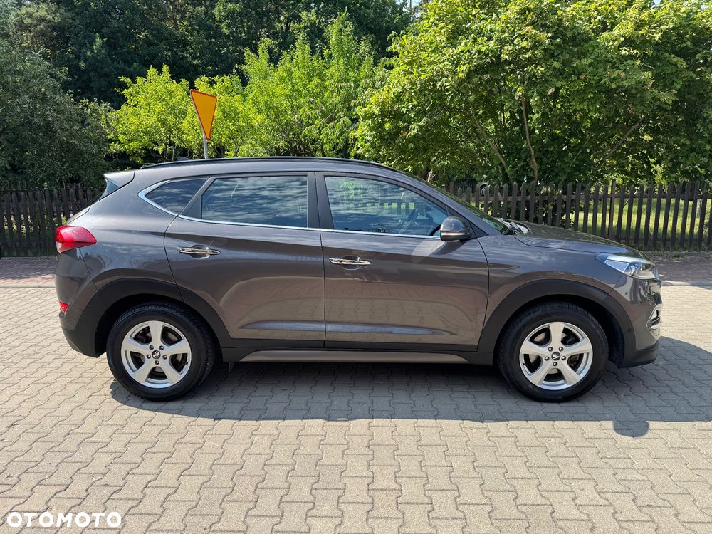 Hyundai Tucson 2.0 CRDI 4WD Automatik Premium - 6