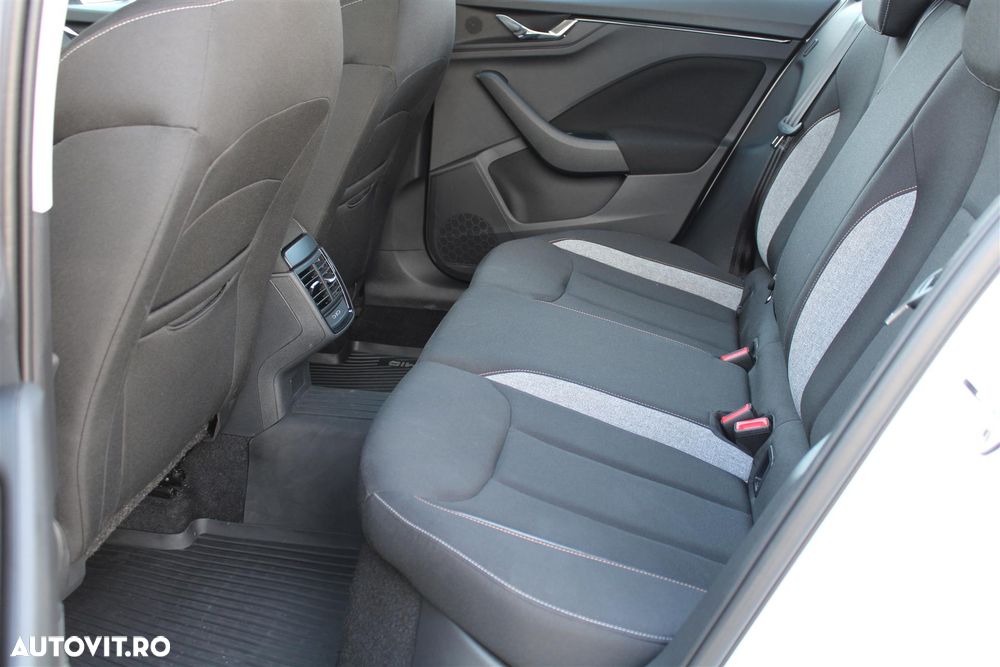 Skoda Kamiq 1.0 TSI Selection - 11