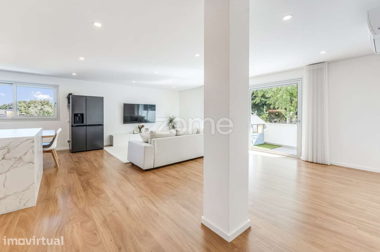 Seminovo T3 Suite | Terraços da Avenida | São João da Madeira - Grande imagem: 4/34