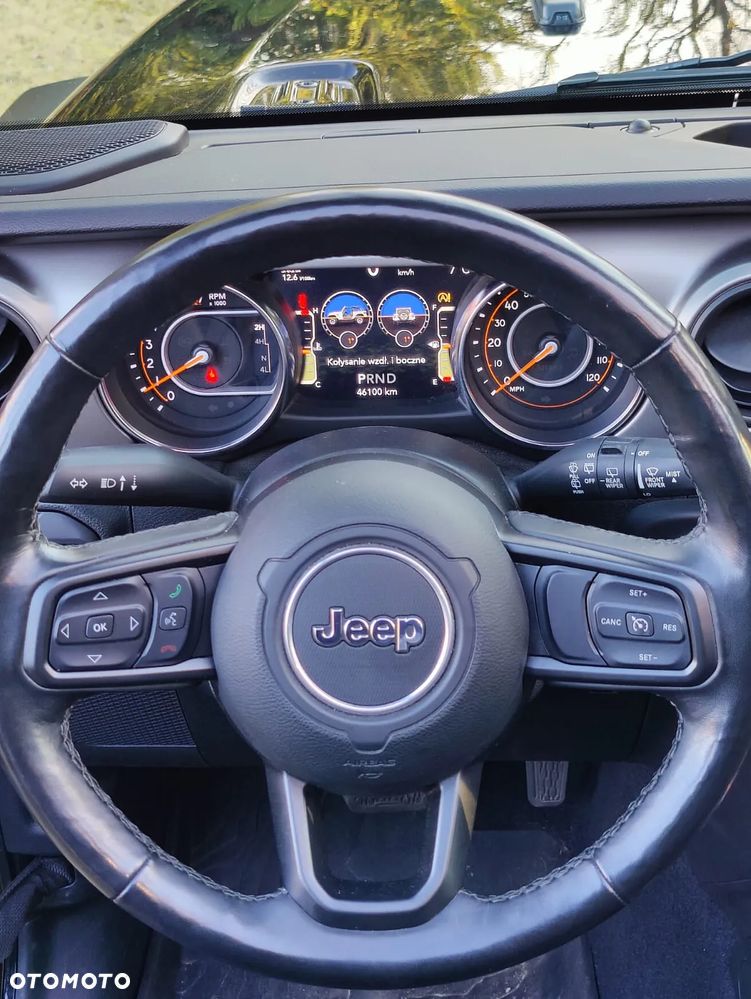 Jeep Wrangler GME 2.0 Turbo Sport - 18