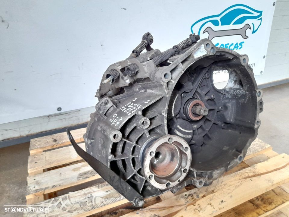 CAIXA VELOCIDADES MANUAL SEAT ALTEA 5P 5P1 2.0 TDI 16V 140CV BKD HDV LEON 1P 1P1 ALTEA XL 5P5 5P8 TOLEDO III 3 MK3 5P2 VW VOLKSWAGEN GOLF V 5 MK5 1K 1K1 PLUS V 5 MK5 5M 5M1 TOURAN 1T1 1T2 JETTA III 3 MK3 1K2 SKODA OCTAVIA II 2 MK2 1Z3 COMBI 1Z5 AUDI A3 8P 8PA 8P1 - 2