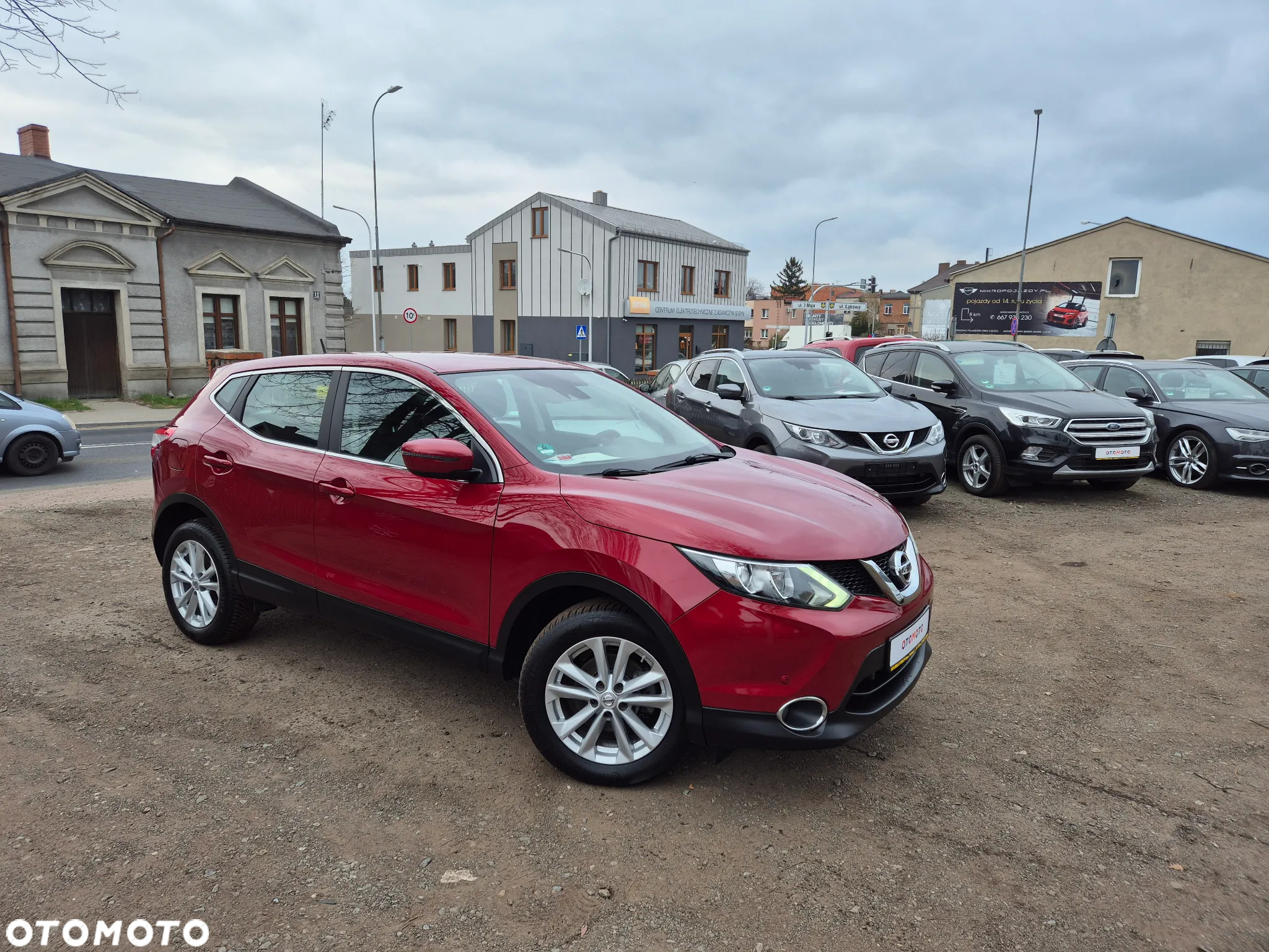 Nissan Qashqai 1.2 DIG-T N-Connecta Xtronic - 3