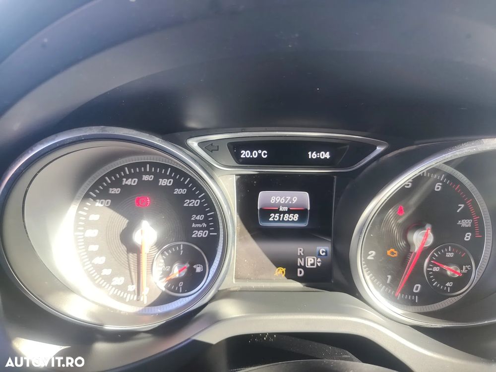 Mercedes-Benz CLA 180 - 10