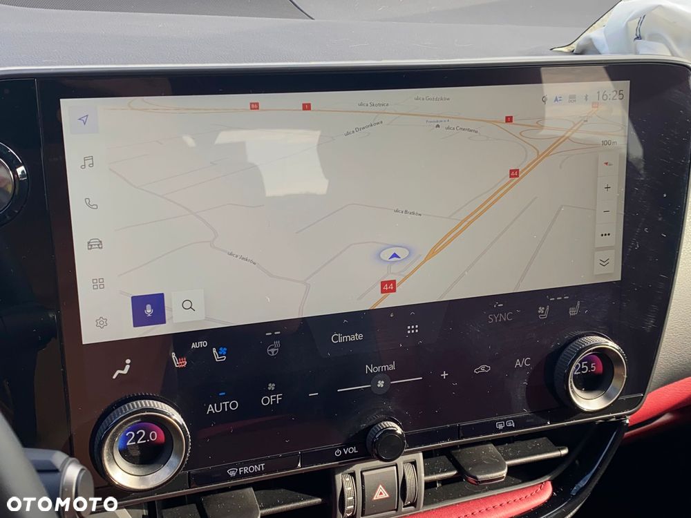 Lexus NX 350h Omotenashi AWD - 18