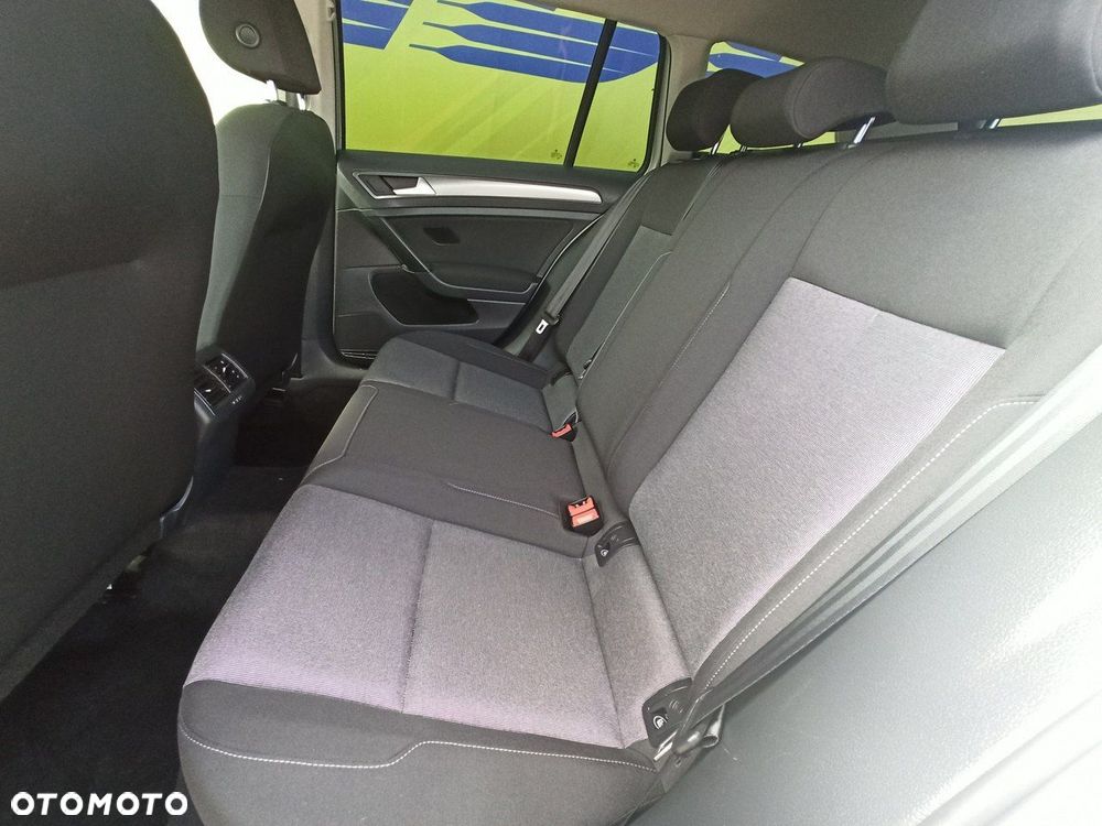 Volkswagen Golf 1.6 BlueTDI Comfortline - 9