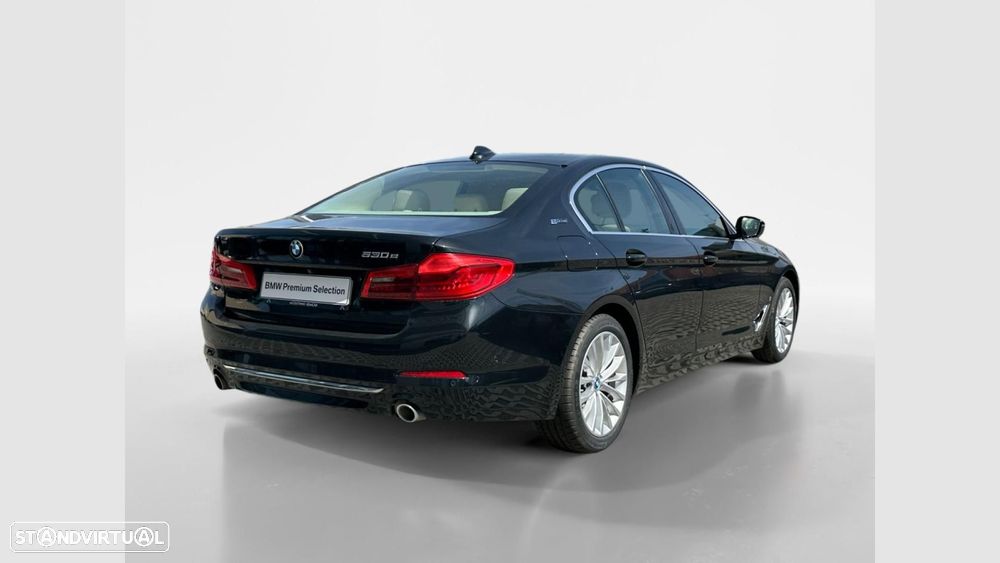 BMW 530 e iPerformance Line Luxury - 2