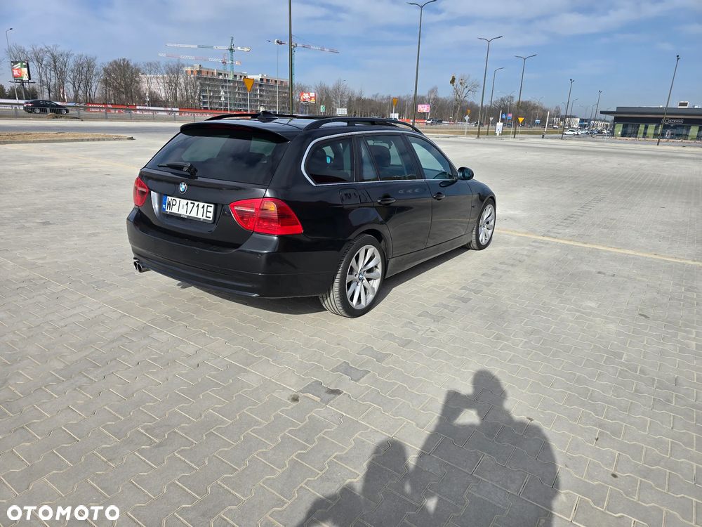 BMW Seria 3 330xd - 14