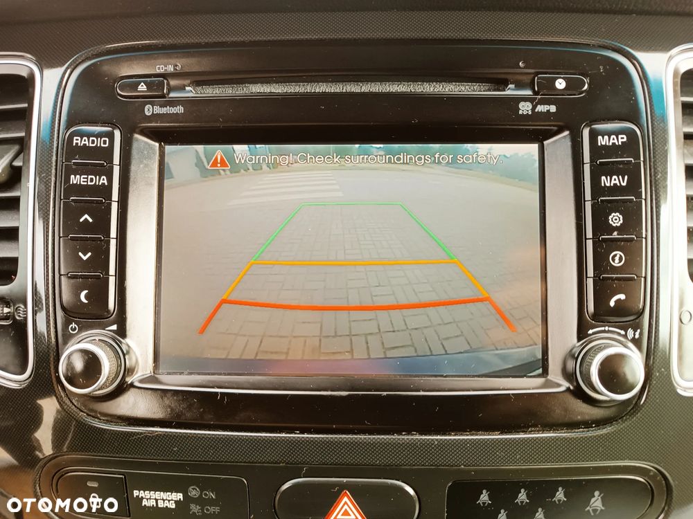 Kia Carens 1.6 GDI L 7os EU6 - 28