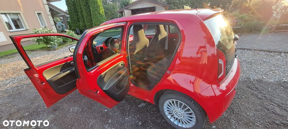 Volkswagen up! 1.0 high Perfectline - 10