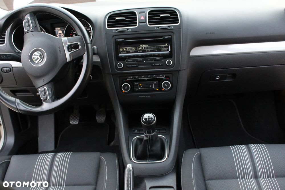 Volkswagen Golf 1.2 TSI BlueMotion Technology MATCH - 14