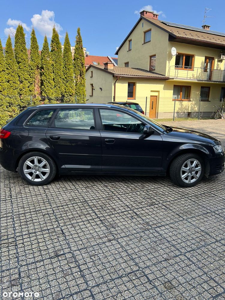 Audi A3 Sportback 1.8 TFSI Quattro Ambiente - 4