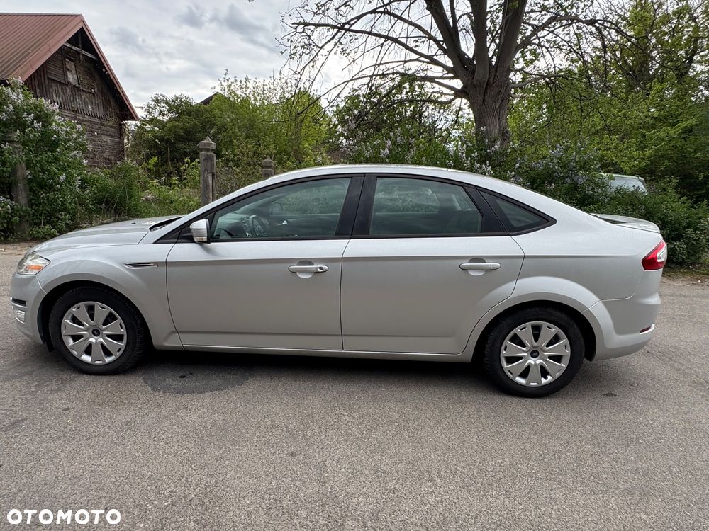 Ford Mondeo 1.6 TDCi Start-Stopp Titanium - 9