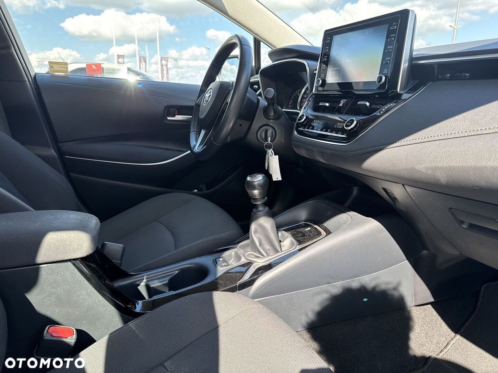 Toyota Corolla - 10