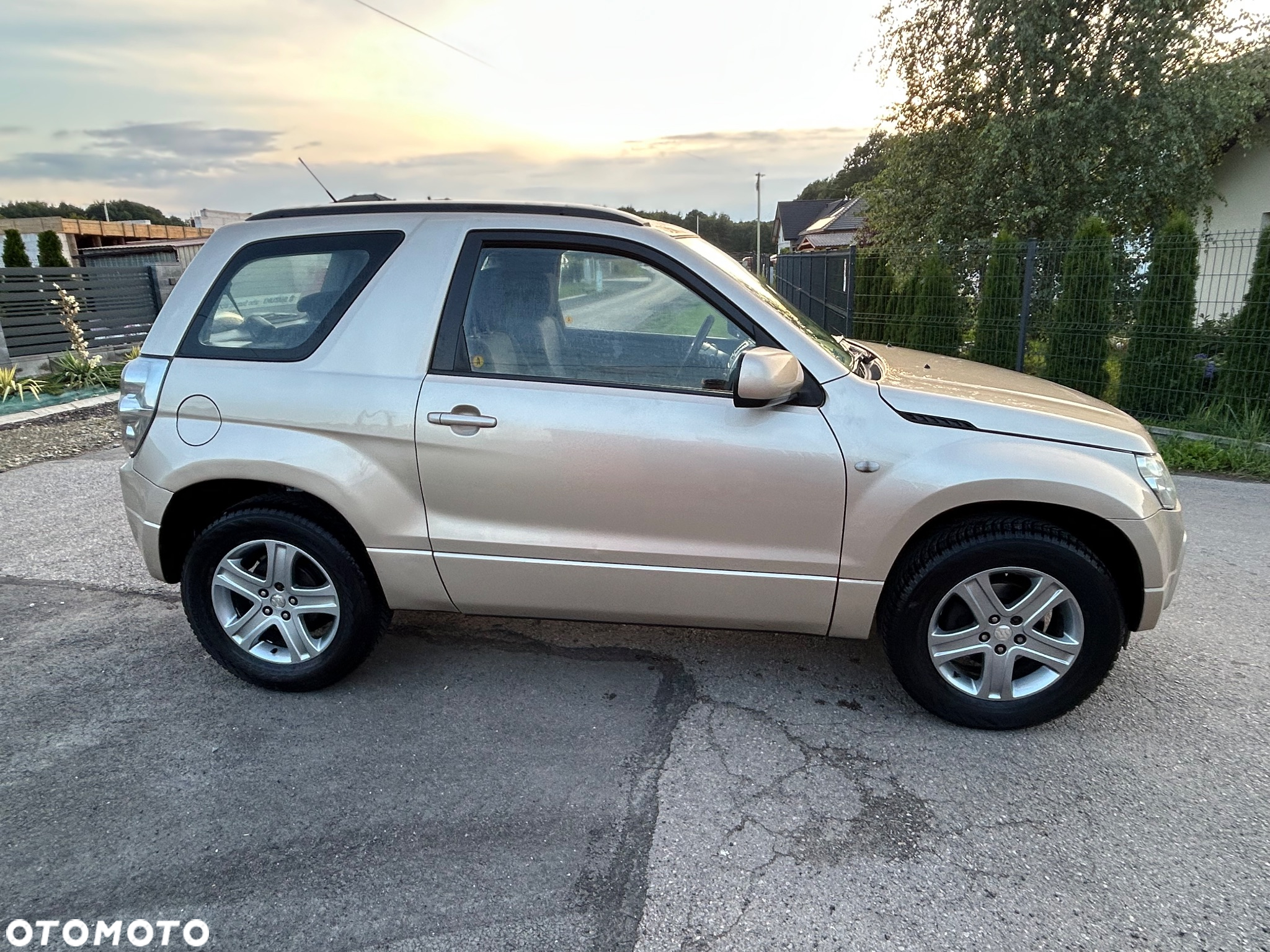 Suzuki Grand Vitara 1.6 - 13