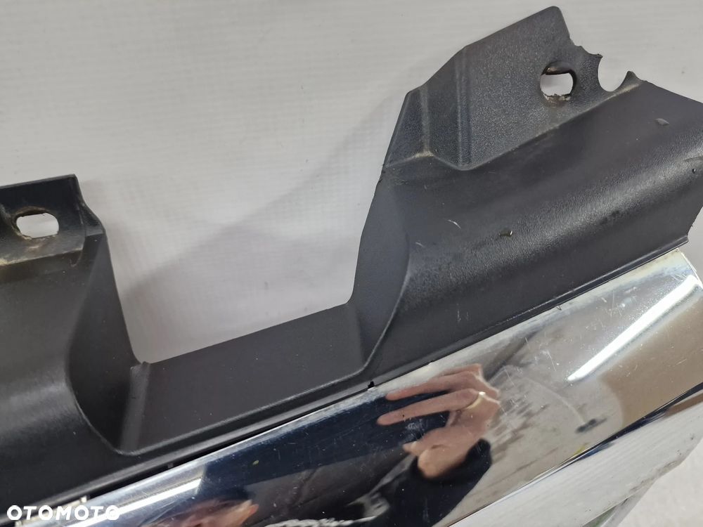 OPEL ZAFIRA B 05- ATRAPA / GRILL PRZEDNI PRZÓD , NR 13136136 , NR AUKCJI GL577 - 20