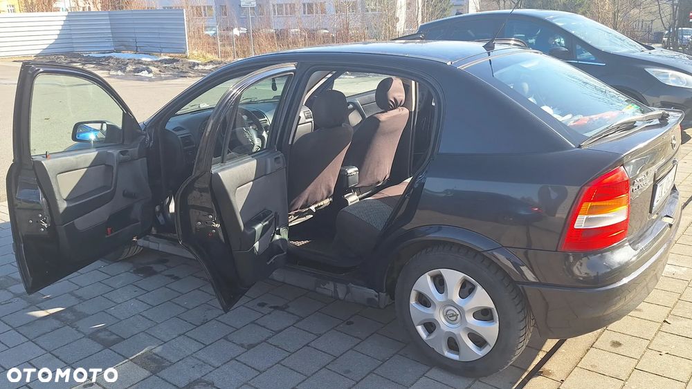 Opel Astra 1.4 Enjoy - 3