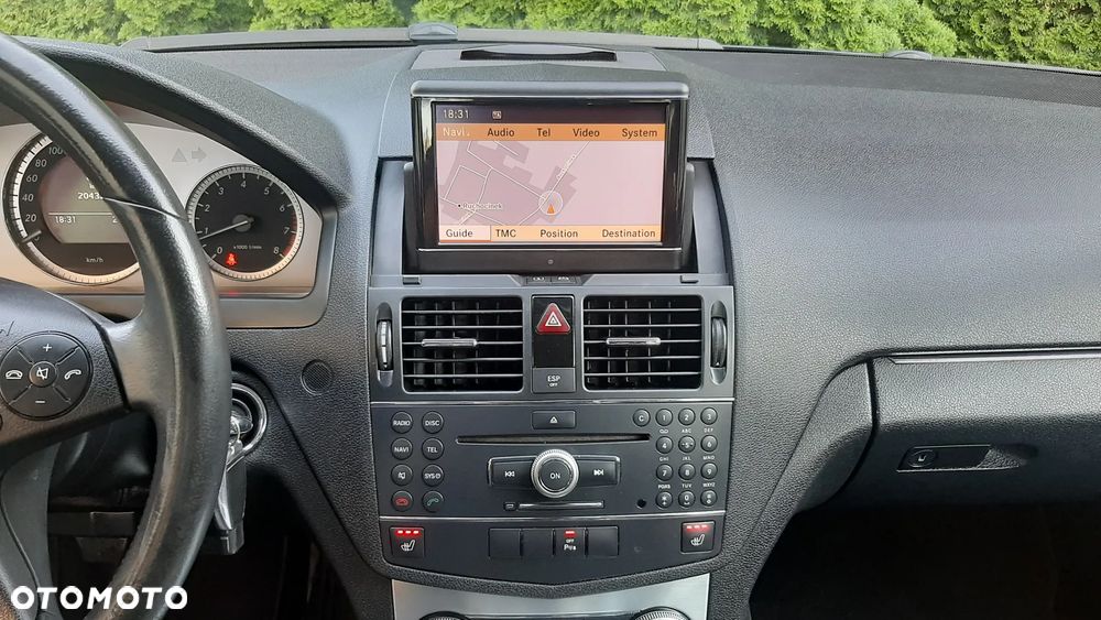 Mercedes-Benz Klasa C 180 Kompressor BlueEFFICIENCY Avantgarde - 20
