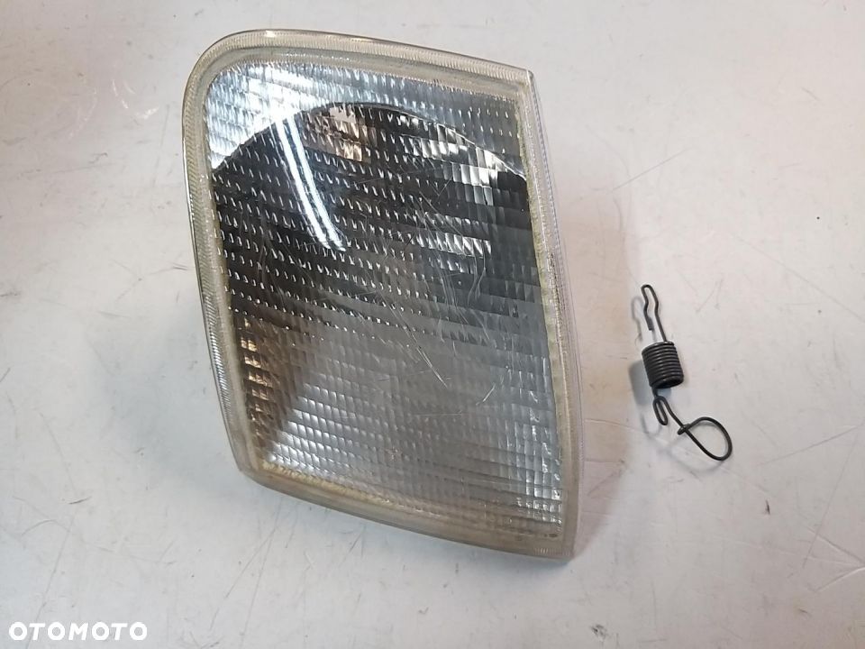 Lampa kierunkowskaz migacz  PRZÓD LEWY FORD ESCORT V/VI, ORION III 07.90-01.95 (biały) - 1