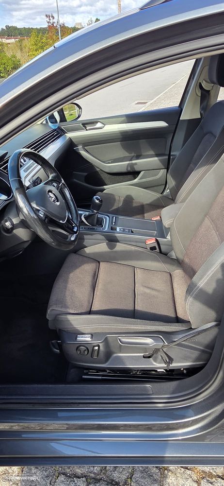 VW Passat Variant 1.6 TDI Confortline - 8