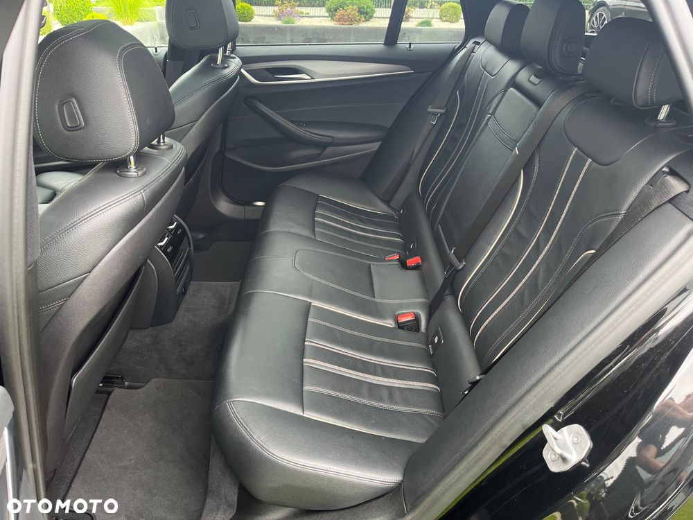 BMW Seria 5 530d M Sport sport - 26